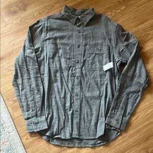 Old Navy Men's Black and White Plaid Shirt